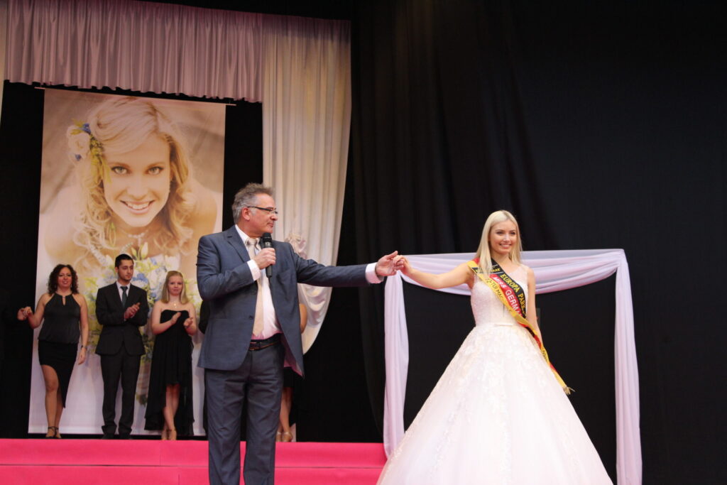 Miss Germany auf der Brautmesse